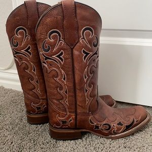 Circle G boots, brown with square toe.